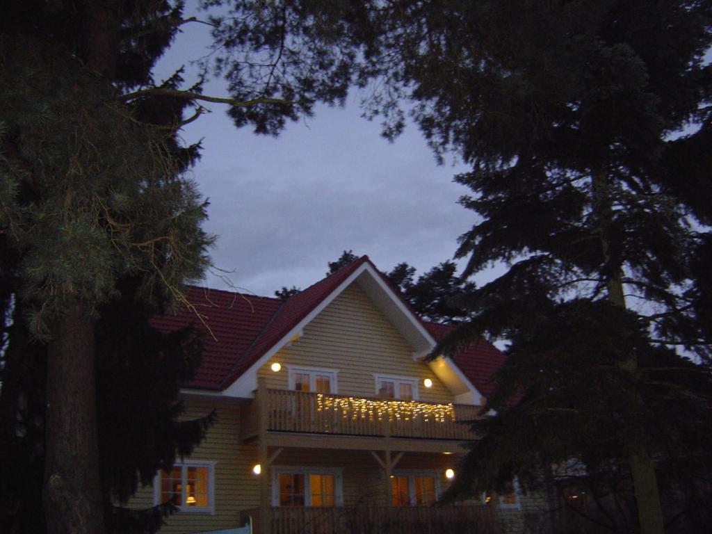 Haus Stoertebeker Appartements - Hotel Garni, Seebad Lubmin Exterior photo